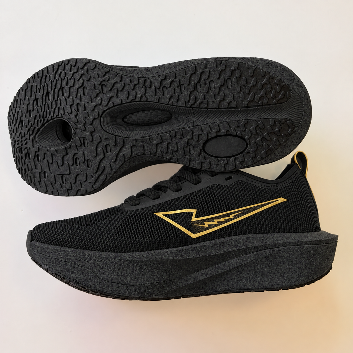 Tenis Chunta Marathon Carbon